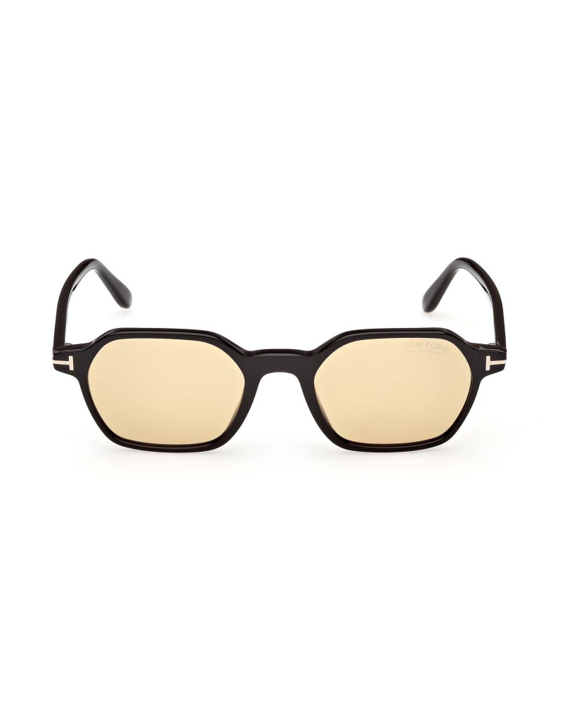 Occhiali da sole Tom Ford FT1301 01e disponibili online da Ottica Ricci