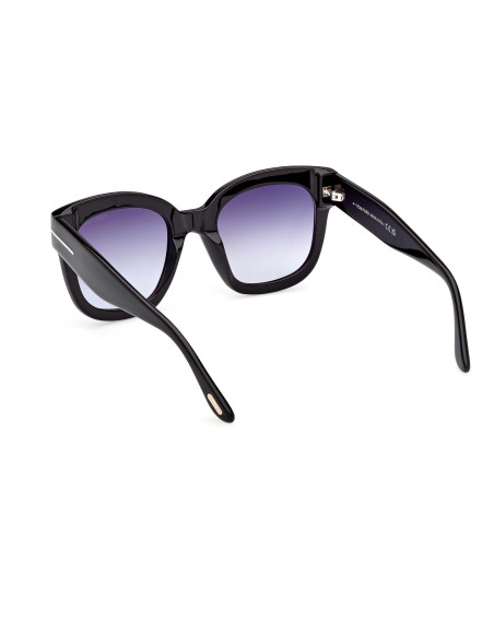 Occhiali da sole Tom Ford FT0613 01W disponibili online da Ottica Ricci