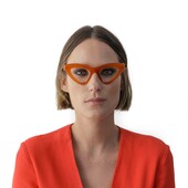 Il tuo sguardo racconta qualcosa di unico, merita una cornice preziosa.

Lapima è il brand di occhiali realizzati interamente a mano, che raccontano la grandezza del Brasile attraverso i colori della sua natura.
.
.
.
#otticaricci #occhiali #occhialidasole #sunglasses #optical #eyewear #lapima #luxuryeyewear #handamade #armocromia #lapimaeyewear